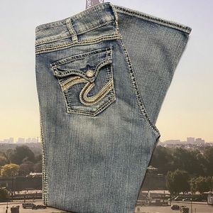 🌸 Silver Boot Cut Denim Jeans.